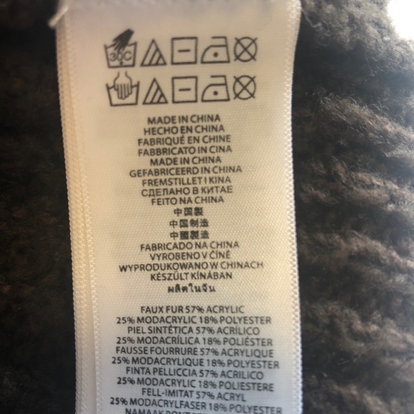 Michael Kors Faux Fur Knit Vest - Picture 4 of 4